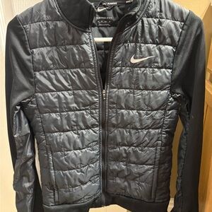 Nike Women's Gray Puffer Jacket